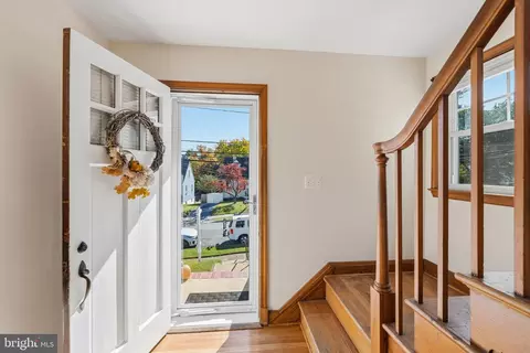 1246 Elm Rd, Halethorpe, MD 21227 photo 2