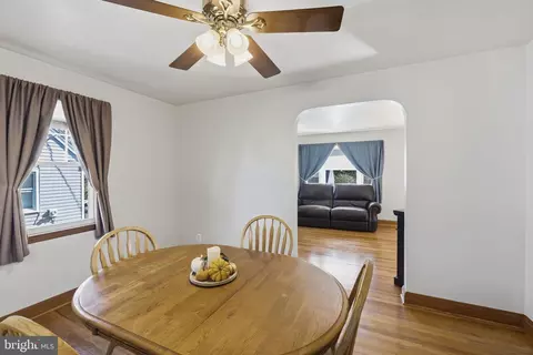 1246 Elm Rd, Halethorpe, MD 21227 photo 9