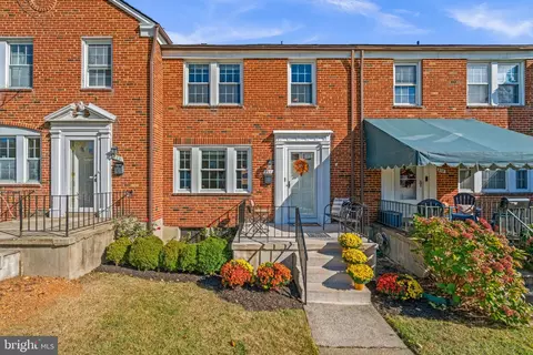 321 Stratford Rd, Catonsville, MD 21228