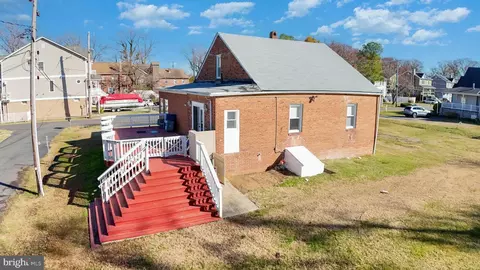 Exterior - 2810 12th St, Sparrows Point, MD 21219 photo 10 of 11