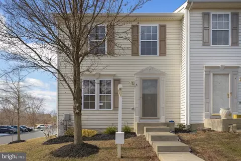 2 Gemstone Ct, Windsor Mill, MD 21244