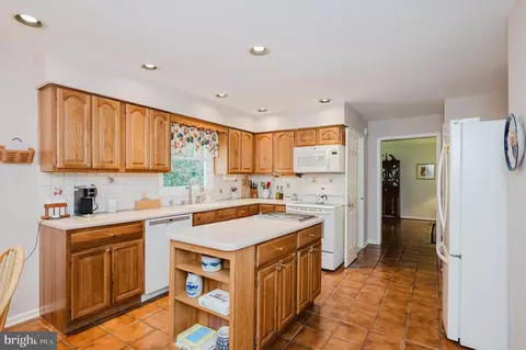 Kitchen - 26 Constantine Dr, Phoenix, MD 21131 photo 1 of 4