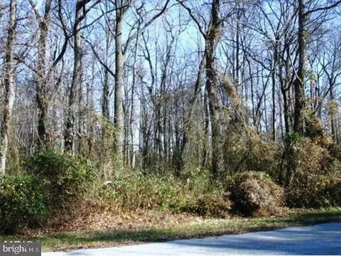9 Th St, Sparrows Point, MD 21219 photo 2