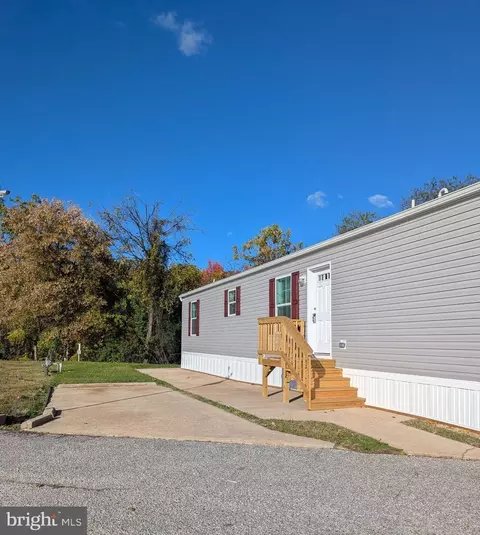 462 Mirabile Ln, Baltimore, MD 21224