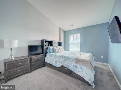 Bedroom - 815 Lowe Rd, Middle River, MD 21220 photo 4 of 5