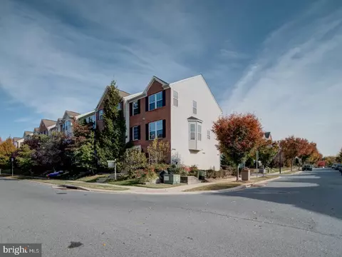 Exterior - 815 Lowe Rd, Middle River, MD 21220 photo 3 of 4