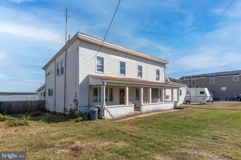 6510 N Point Rd, Edgemere, MD 21219