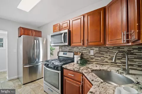 Kitchen - 101 Willow Spring Rd, Dundalk, MD 21222 photo 1 of 1