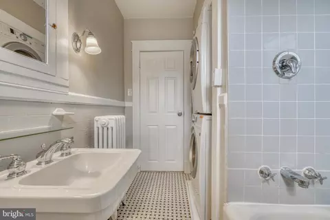 6 Cromarty Rd, Baltimore, MD 21229 photo 12