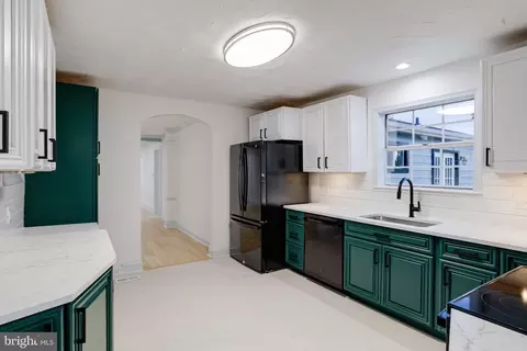 Kitchen - 5717 Station Rd, White Marsh, MD 21162 photo 2 of 3