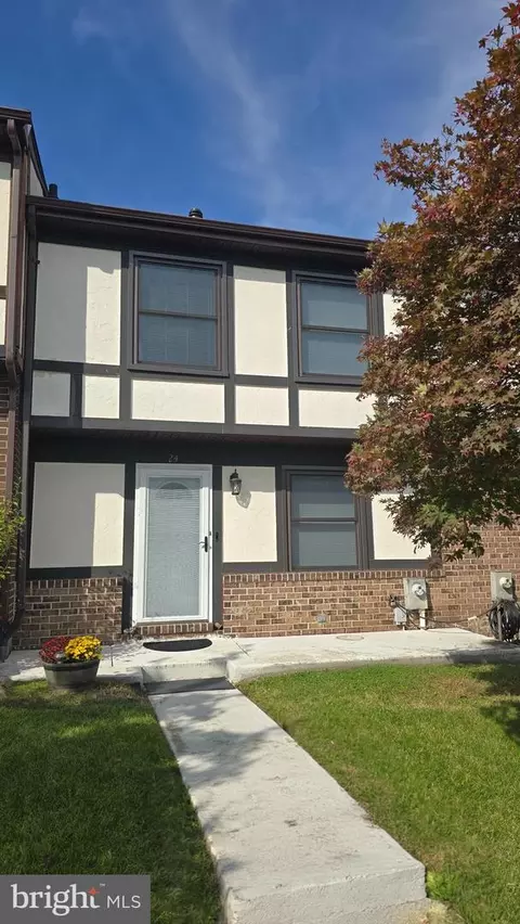 24 Neves Ct, Parkville, MD 21234