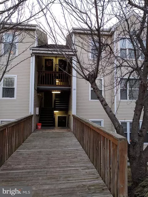 20 F Deer Run Ct #514, Halethorpe, MD 21227