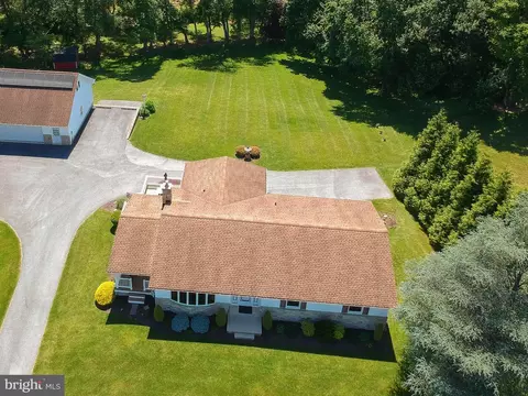 18906 Falls Rd, Hampstead, MD 21074 photo 16