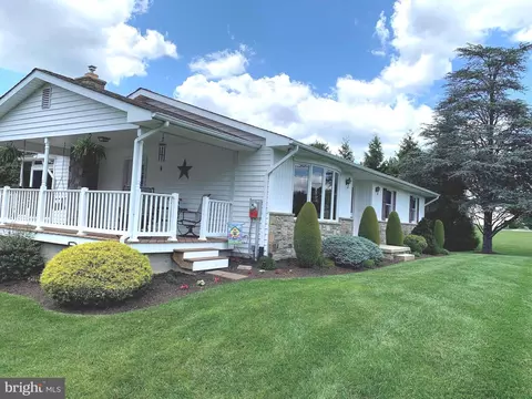 18906 Falls Rd, Hampstead, MD 21074 photo 8