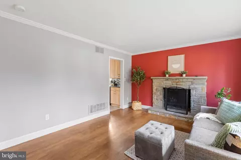 Living - 6501 Brinton Rd, Fork, MD 21051 photo 3 of 4