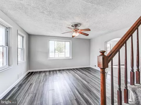 Living - 7339 Conley St, Baltimore, MD 21224 photo 2 of 4
