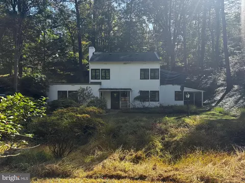 1733 Circle Rd, Ruxton, MD 21204