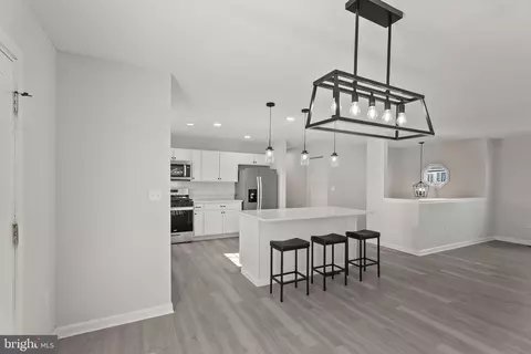 2807 Illinois, Halethorpe, MD 21227 photo 5