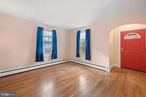 4605 Linden Ave, Halethorpe, MD 21227 photo 6