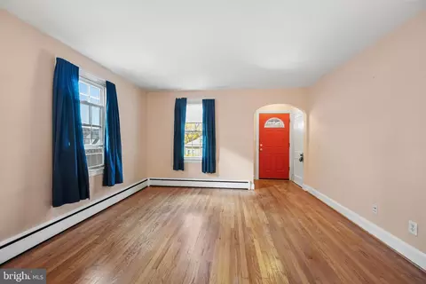 4605 Linden Ave, Halethorpe, MD 21227 photo 3