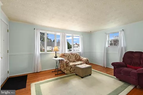 Living - 9641 Dundawan Rd, Nottingham, MD 21236 photo 2 of 3