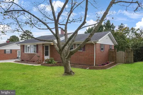 9641 Dundawan Rd, Nottingham, MD 21236