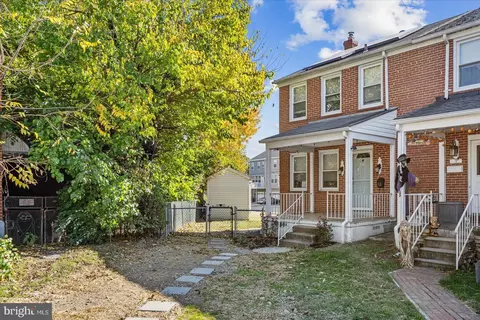 11 Cardinal Rd, Essex, MD 21221
