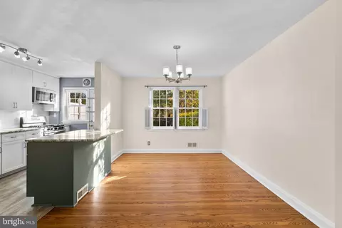 324 Stanmore Rd, Baltimore, MD 21212 photo 8