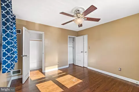 Bedroom - 708 Edmondson Ave, Baltimore, MD 21201 photo 2 of 3