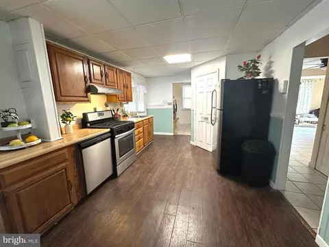 625 New Jersey Ave, Essex, MD 21221 photo 9