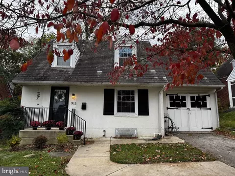913 Adana Rd, Pikesville, MD 21208