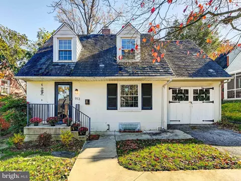 913 Adana Rd, Pikesville, MD 21208