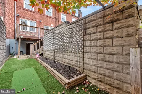 Exterior - 315 Westowne Rd, Baltimore, MD 21229 photo 5 of 6