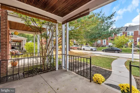 Exterior - 315 Westowne Rd, Baltimore, MD 21229 photo 1 of 6