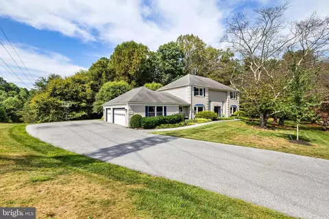 20 Highfield Ct, Cockeysville, MD 21030