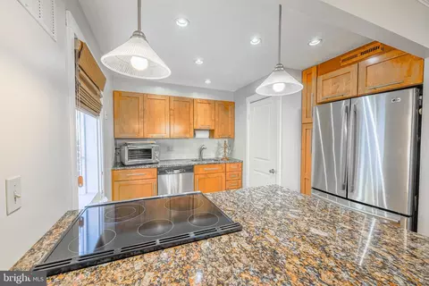 1201 Poplar Ave, Halethorpe, MD 21227 photo 9