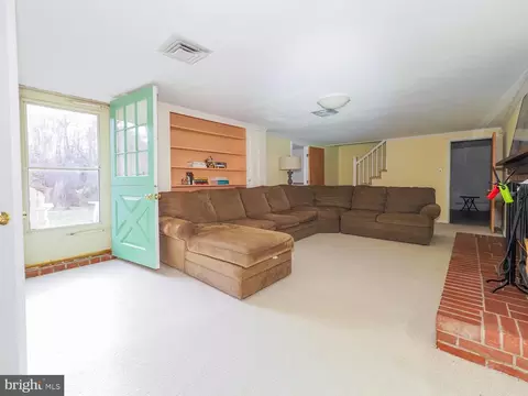 1108 Hampton Garth Garth, Towson, MD 21286 photo 39