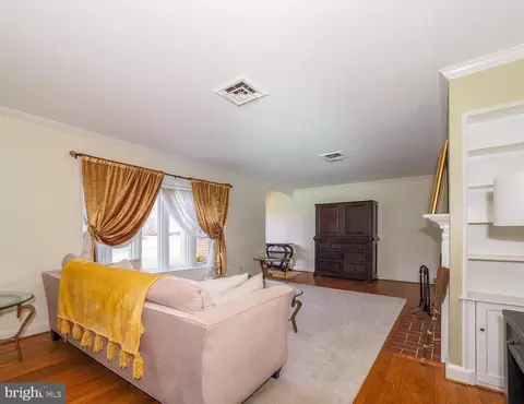 1108 Hampton Garth Garth, Towson, MD 21286 photo 29