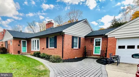 1108 Hampton Garth Garth, Towson, MD 21286