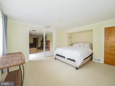1108 Hampton Garth Garth, Towson, MD 21286 photo 36