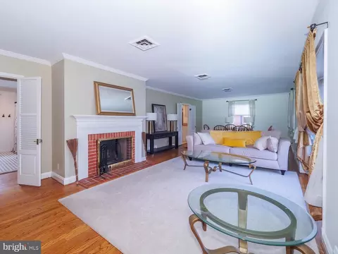 1108 Hampton Garth Garth, Towson, MD 21286 photo 31