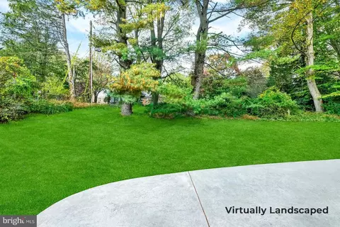Exterior - 4 Midcrest Ct, Towson, MD 21286 photo 6 of 7