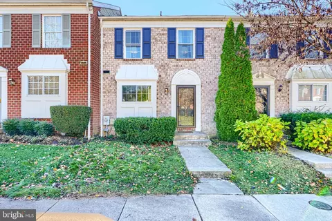 9 Southfork Ct, Cockeysville, MD 21030