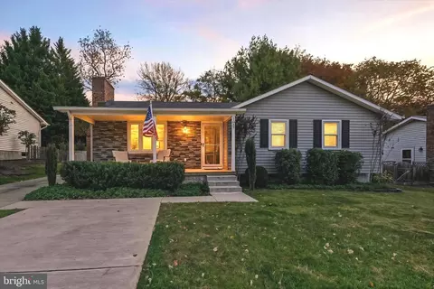 1034 Saxon Hill Dr, Cockeysville, MD 21030