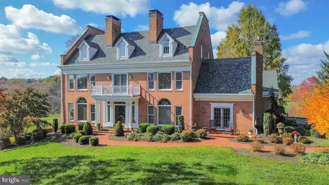 927 Western Rd, Hunt Valley, MD 21030