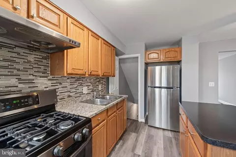 7308 Berkshire Rd, Baltimore, MD 21224 photo 6