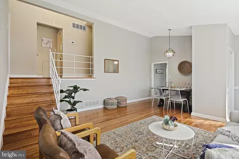 Living - 6204 Scranton Rd, Rosedale, MD 21237 photo 3 of 5