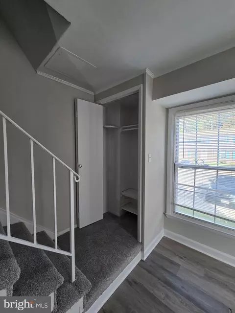 Entry Way - 8200 Mitnick Rd, Nottingham, MD 21236 photo 3 of 6