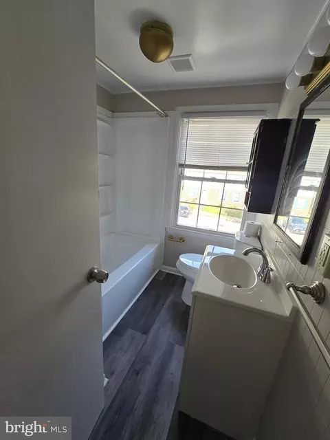 Bath - 8200 Mitnick Rd, Nottingham, MD 21236 photo 1 of 2