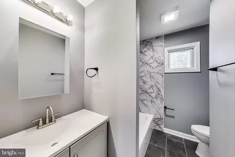 2500 Gehb Ave, Halethorpe, MD 21227 photo 25